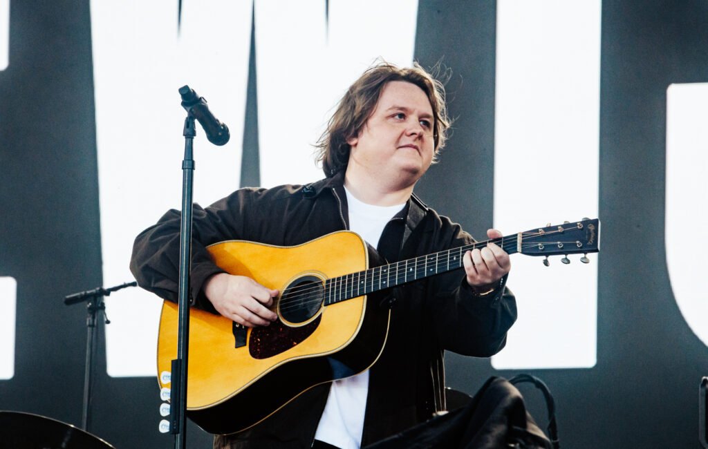 Live Lewis Lewis Capaldi says there’s a “higher bar” on live performances from ...